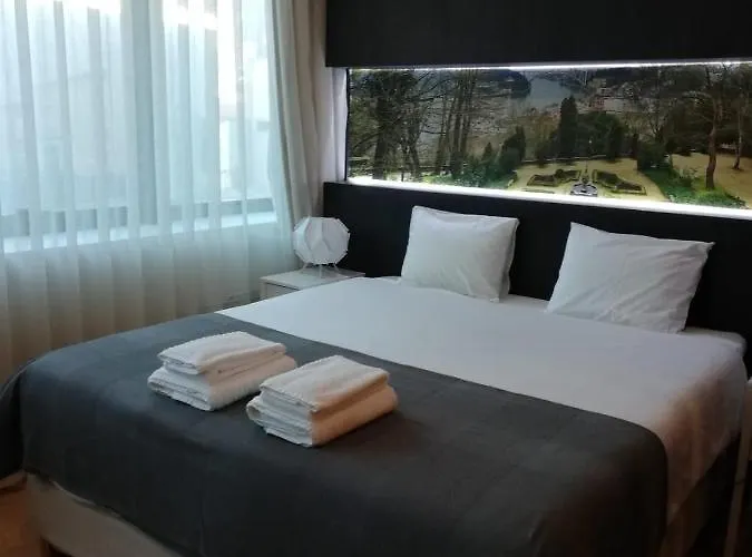 NEW!! Galé 404 Center Apartment (wifi, parking...)